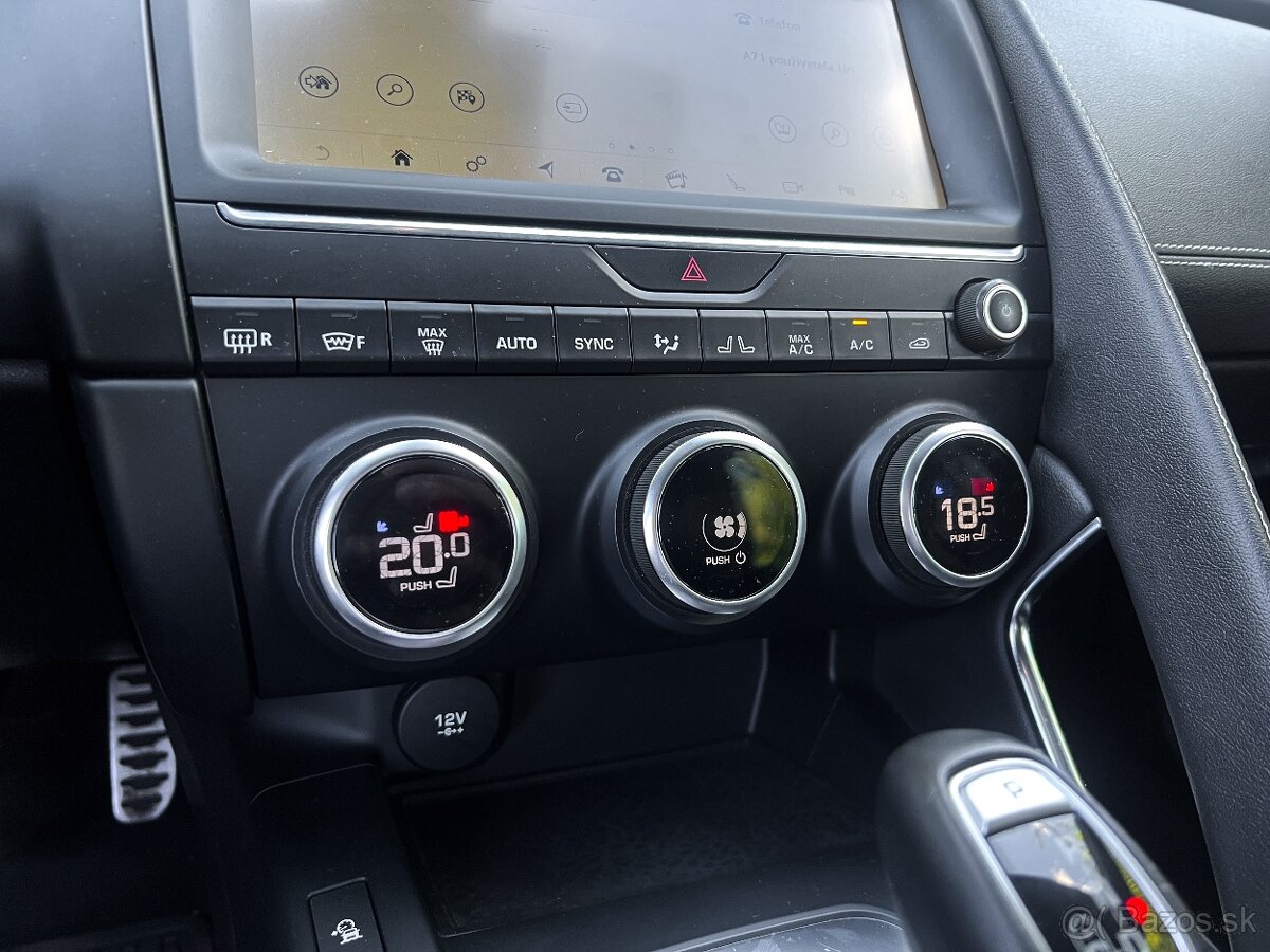 Jaguar E-Pace 2.0 184kW Benzín R-Dynamic AWD A/T,SK vozidlo - 19