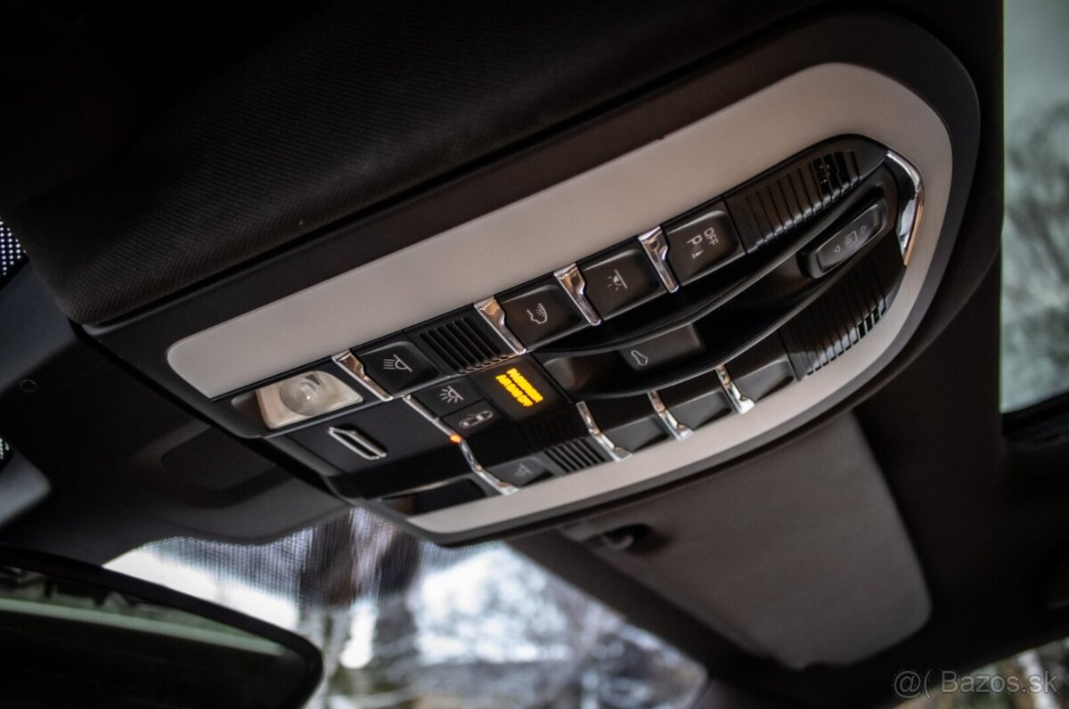 Porsche Cayenne S 4.8 Tiptronic S, 294kw, A8, 5d. - 19