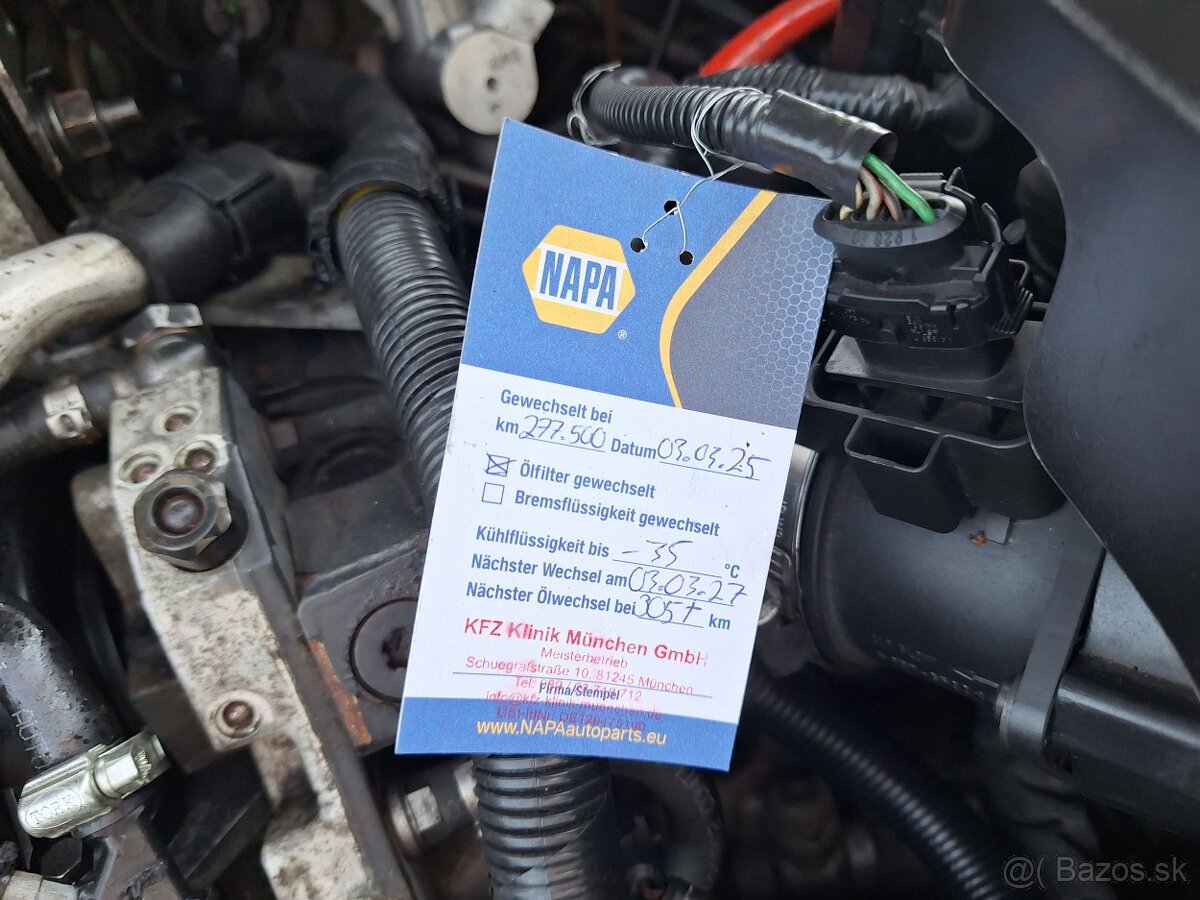 Volvo XC90, D5 MANUÁL, 7.míst SUMMUM - 19