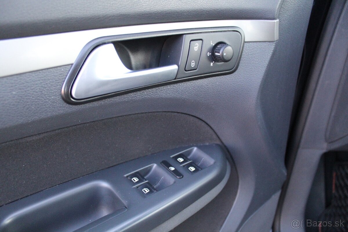 Volkswagen Touran 2.0 TDI - 19