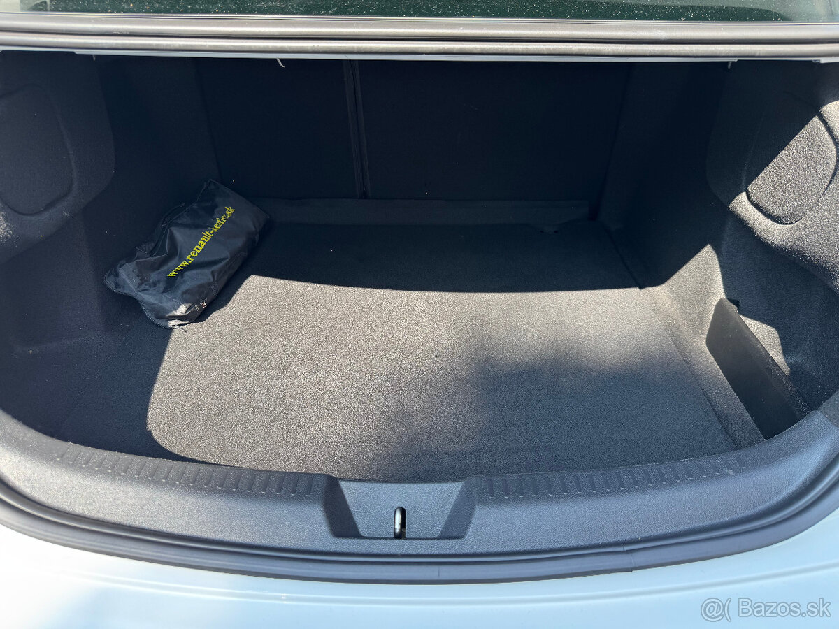 Renault Mégane SCe 115 Intens - 19