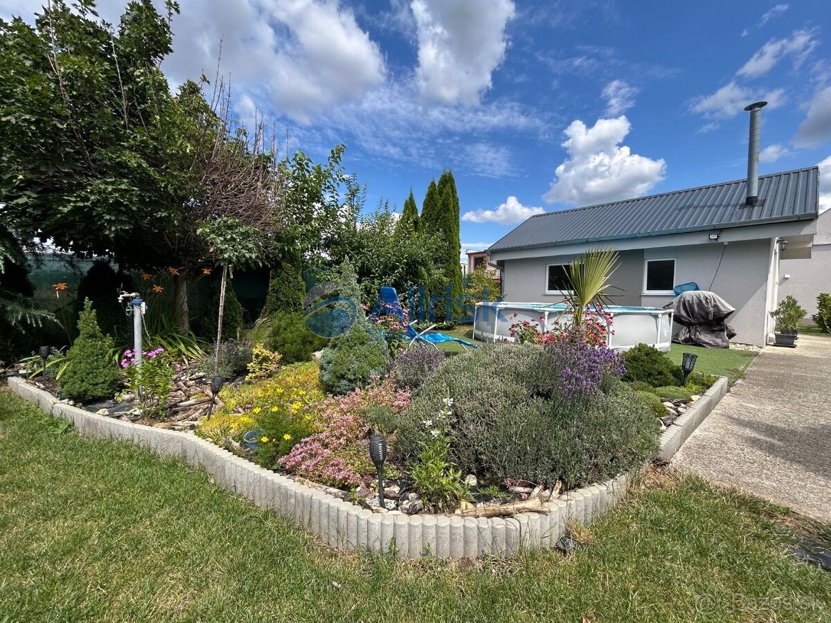 Nádherný kompletne zrekonštruovaný rodinný dom s garážou, ba - 19