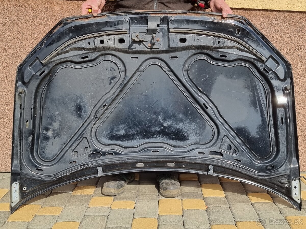 VW Polo 9N predná kapota - 19