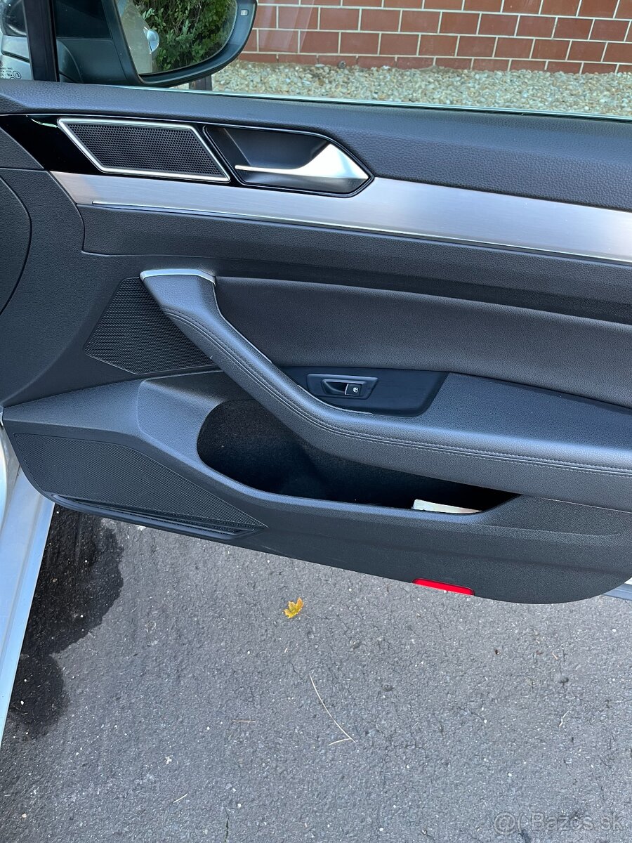 VW Passat B8 Variant 2.0 TDI - 19
