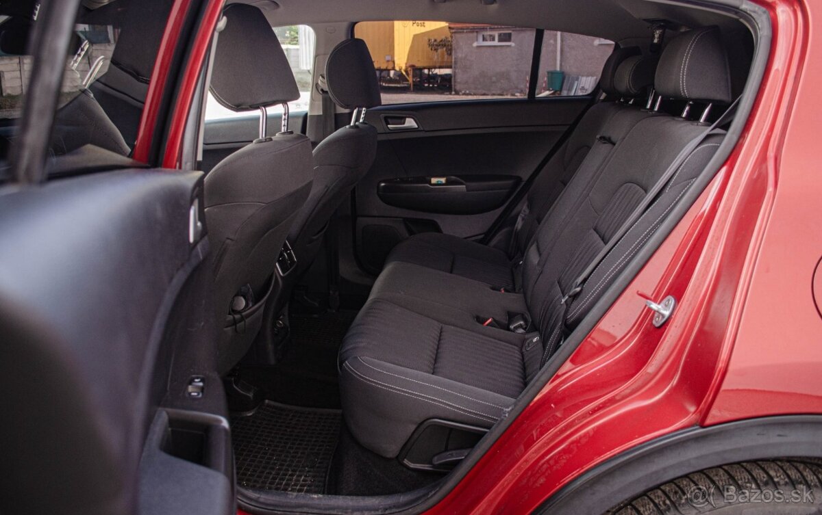 Kia Sportage 2.0 CRDi 4WD AT - 19