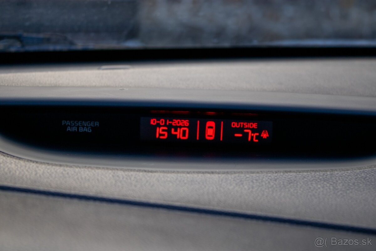 Kia Cee’d SW 1.6 GDI Platinum - 19