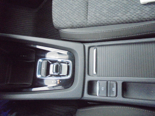 Škoda Octavia Combi 2.0 TDI 110 kw, DSG Style Virtual Cocpit - 19