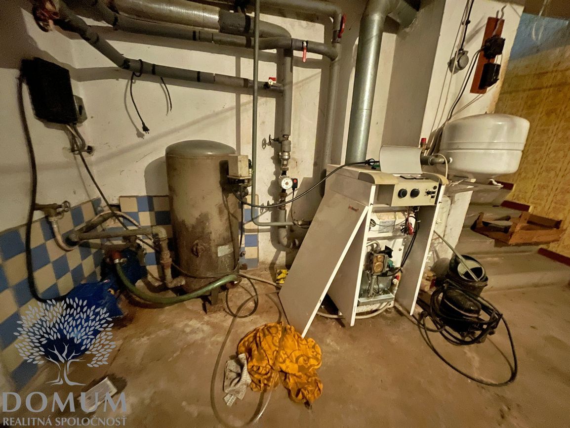 Veľký rodinný dom v centre obce Pobedim, pozemok 807m2 - 19