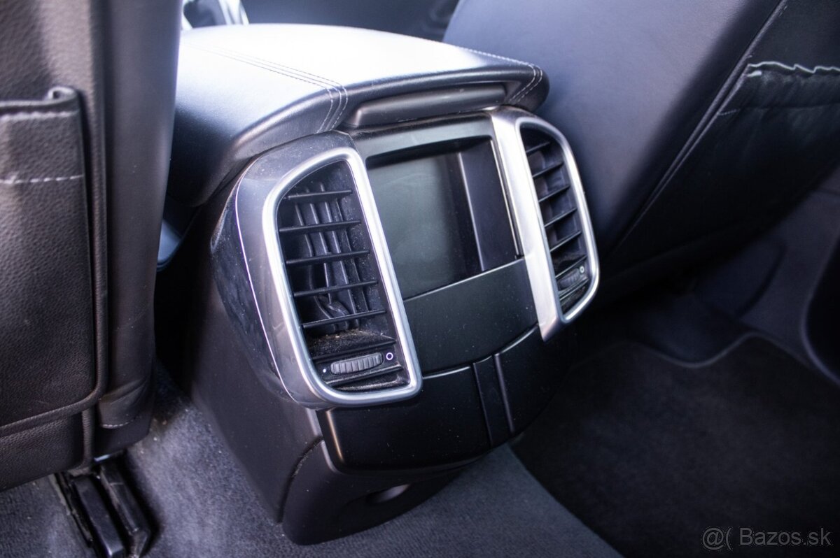 Porsche Cayenne S 4,2 V8 281 kW - 19