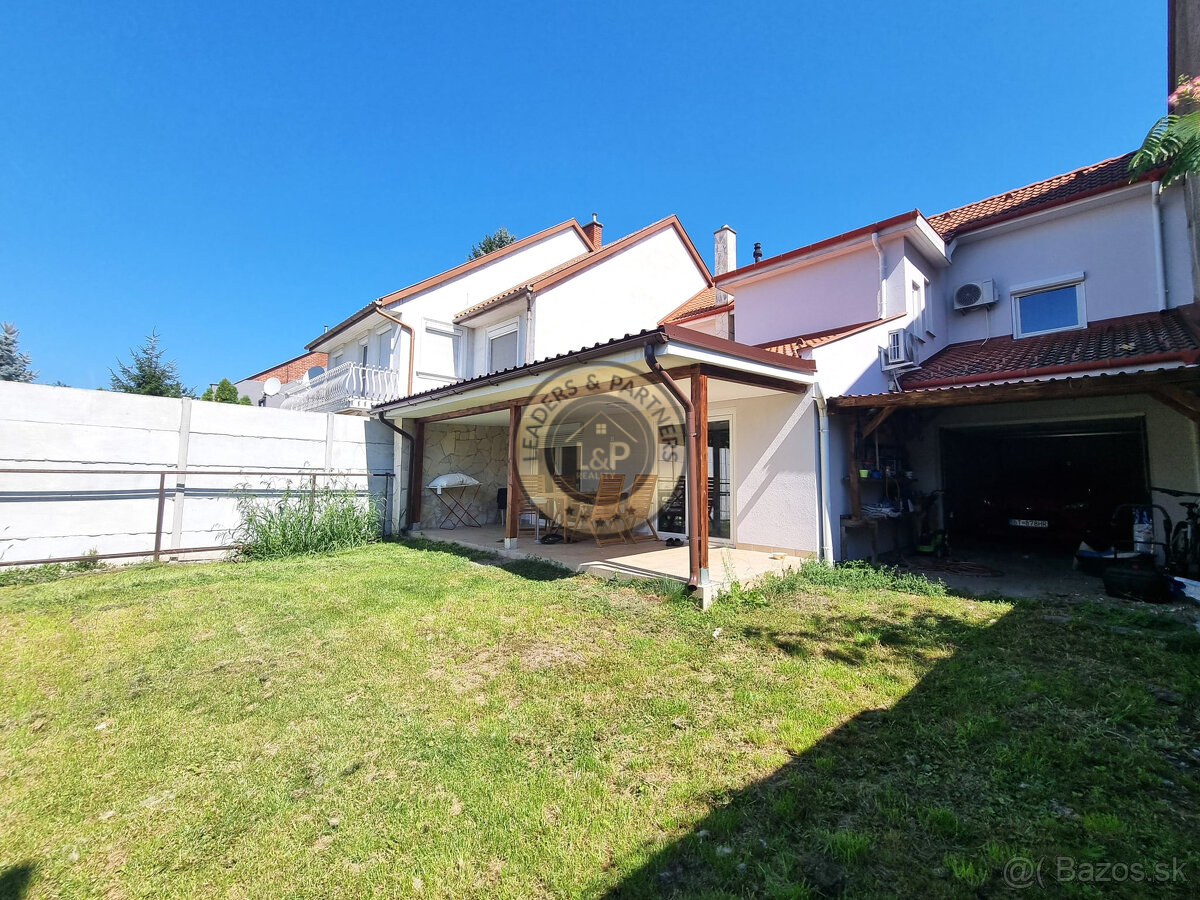 PREDAJ rodinný dom v centre Rajky - 19