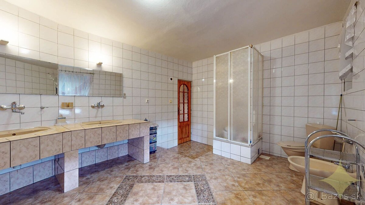 Naša realitná kancelária Vám exkluzívne ponúka na predaj rod - 19
