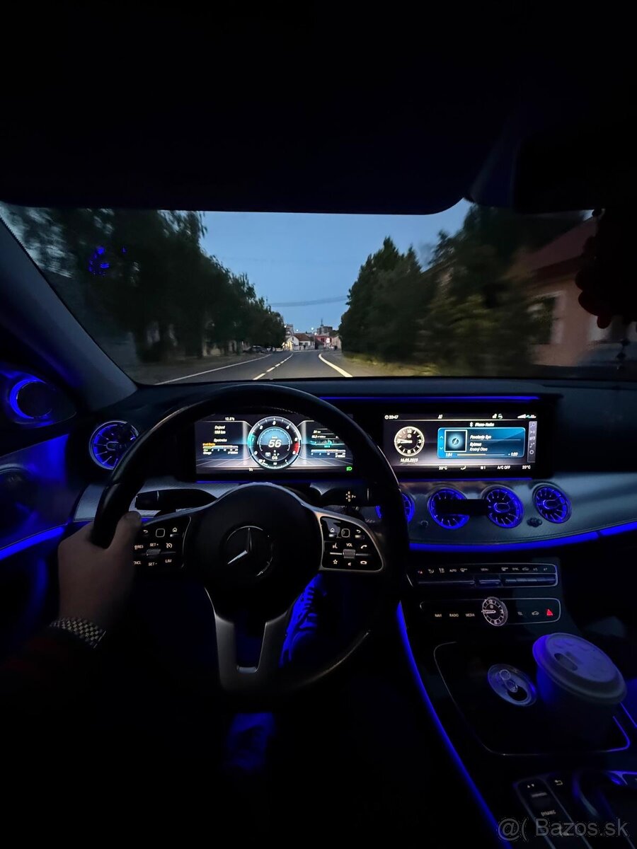 Mercedes-Benz E-Class Sedan 220d (2019) - 19