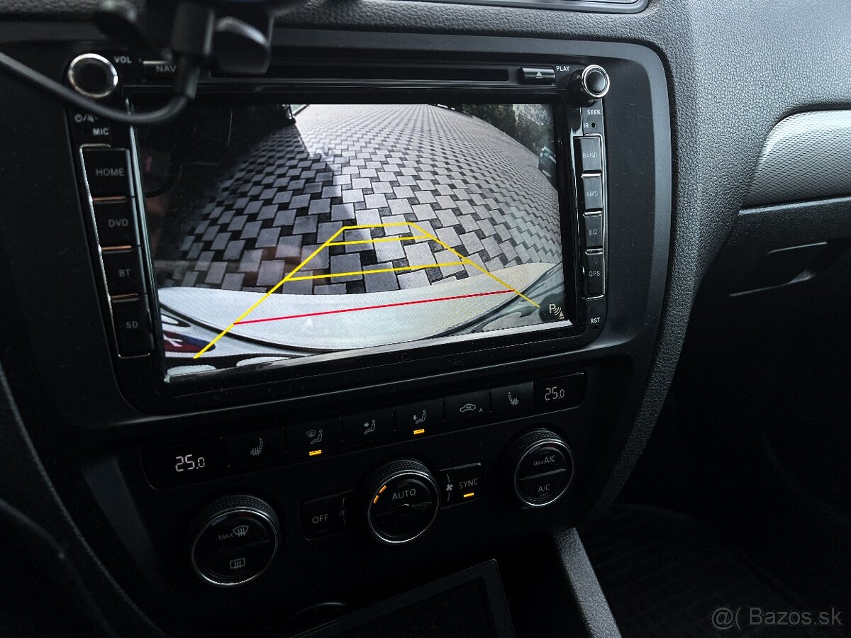 Volkswagen Jetta 1.2 TSI Comfortline - 19