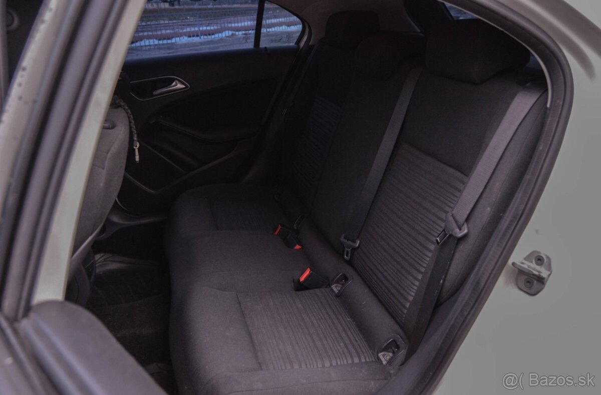 Mercedes-Benz A trieda 180 - 19