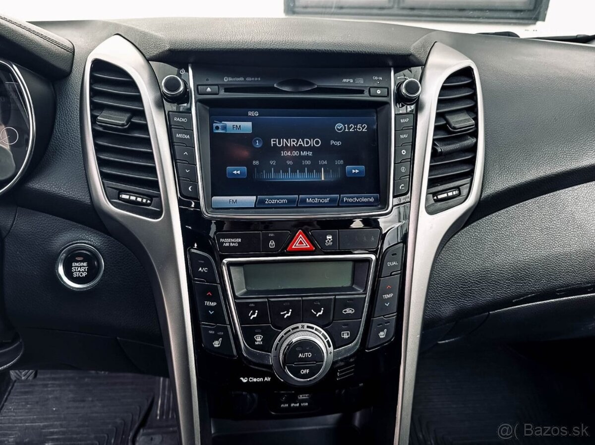 Hyundai i30 CW 1.6 CRDi 136 Style - 19