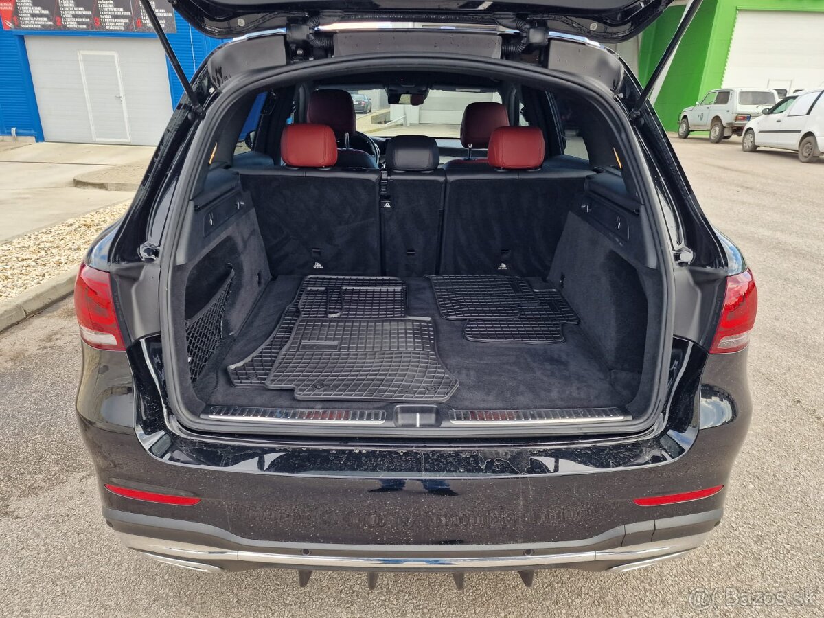 Mercedes-Benz GLC SUV 200 4MATIC A/T - 19