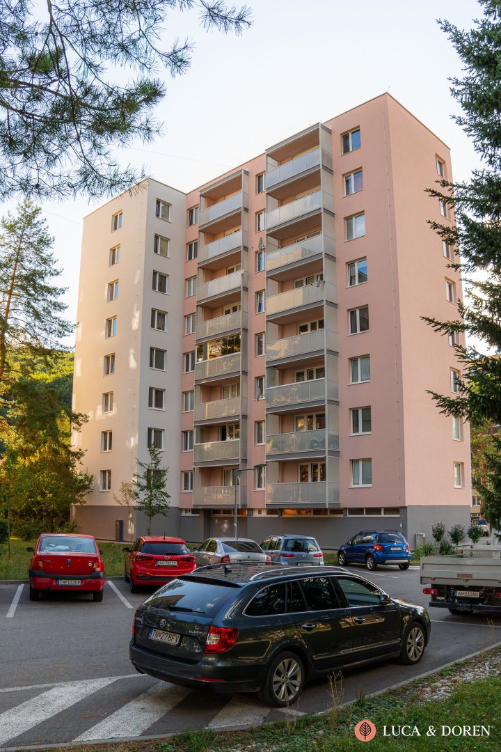 NA PREDAJ | 2-IZBOVÝ BYT | TR. TEPLICE | 46M²+ BALKÓN| KOMPL - 19