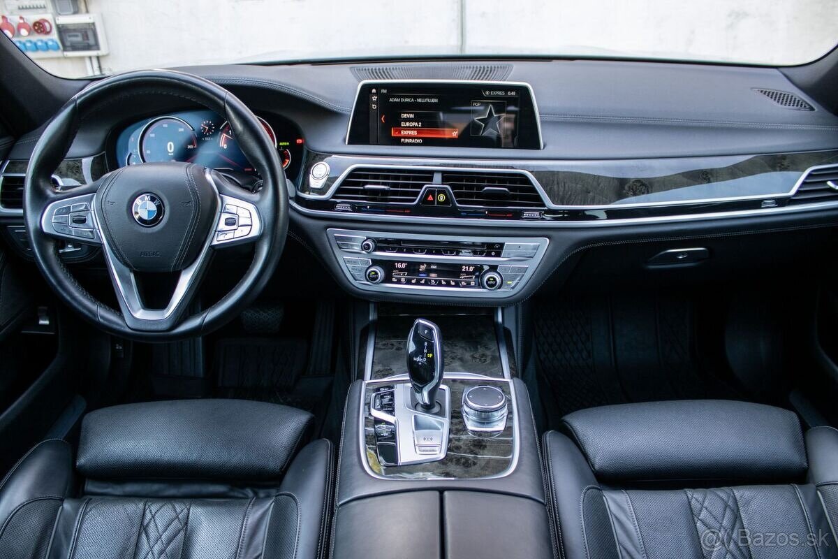 BMW Rad 7 740d xDrive / 235kW / A8 / 2018 - 19