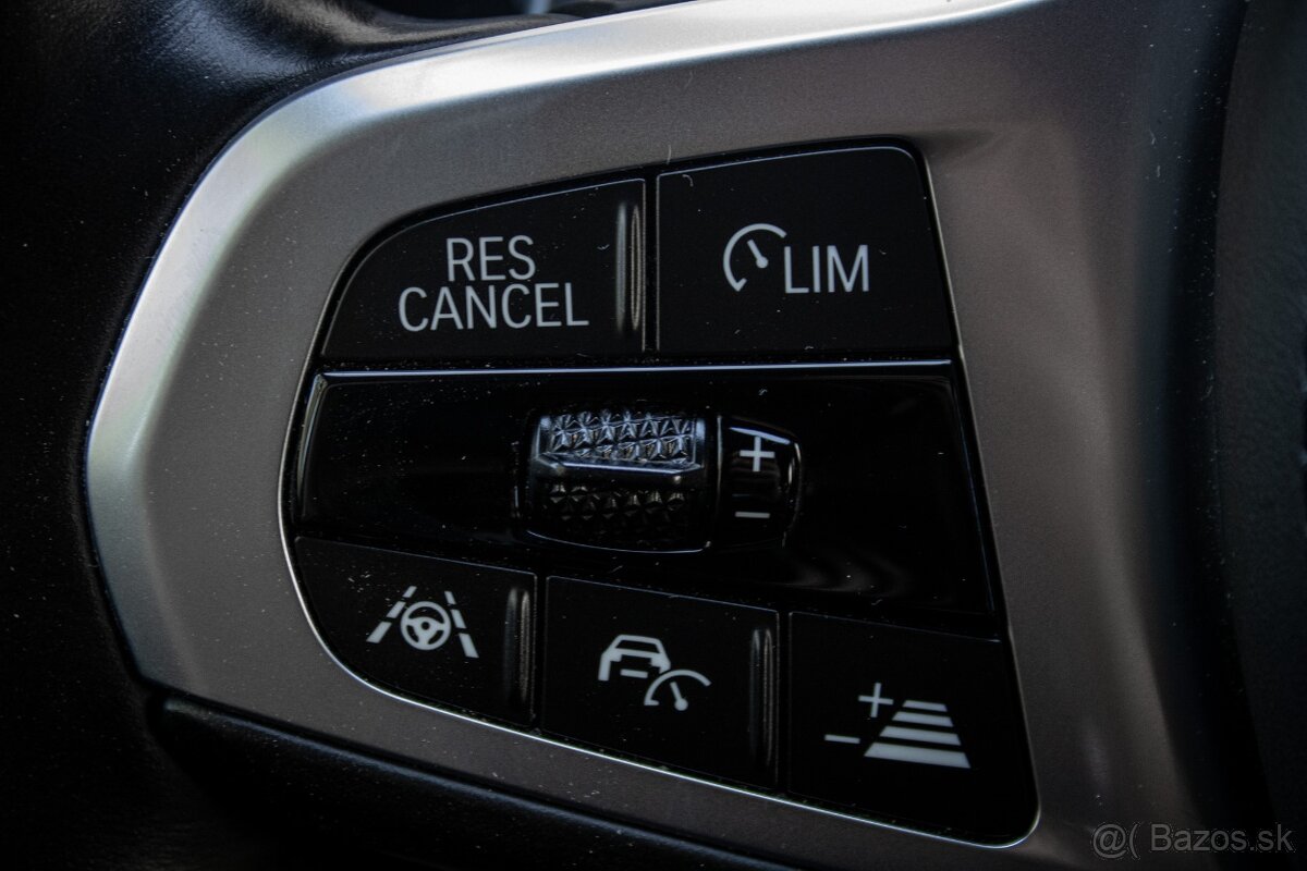 BMW Rad 5 Touring 530d xDrive A/T ODPOČET DPH - 19