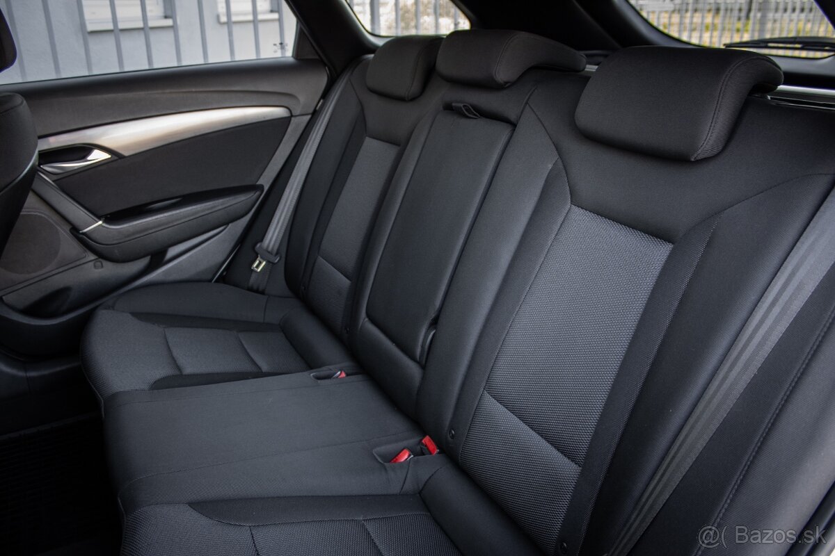 Hyundai i40 CW 1.7 CRDi HP Business - 19