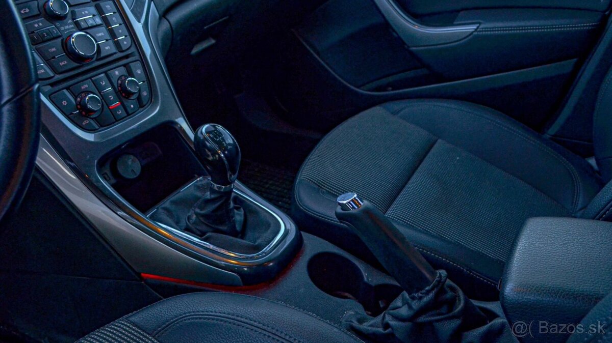 Opel Astra Sedan 1.6 CDTI 100 kw - 19