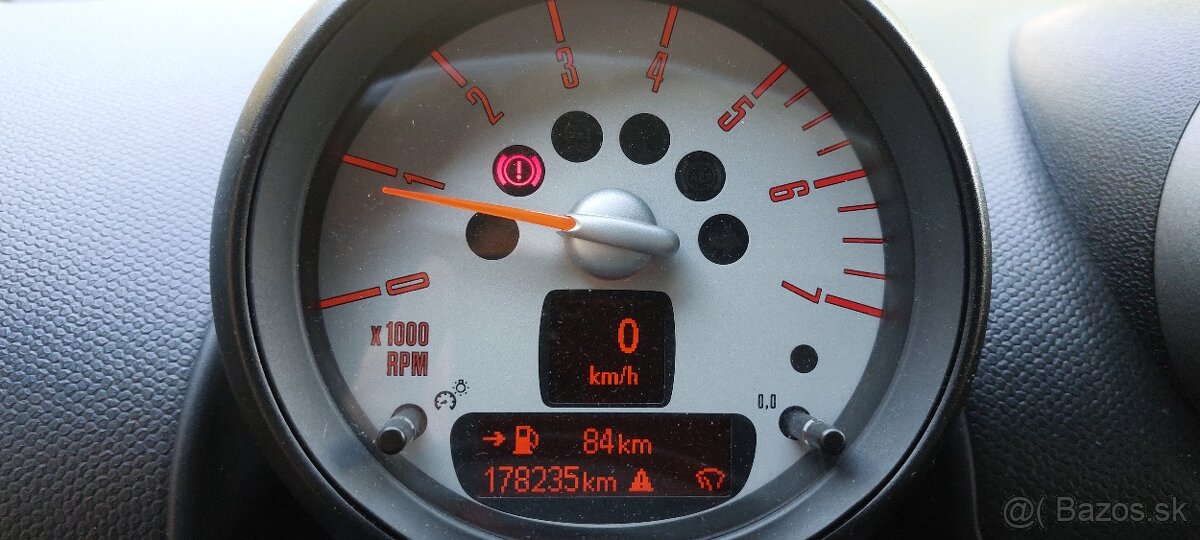 Mini Countryman Cooper D ALL4x4 - 19