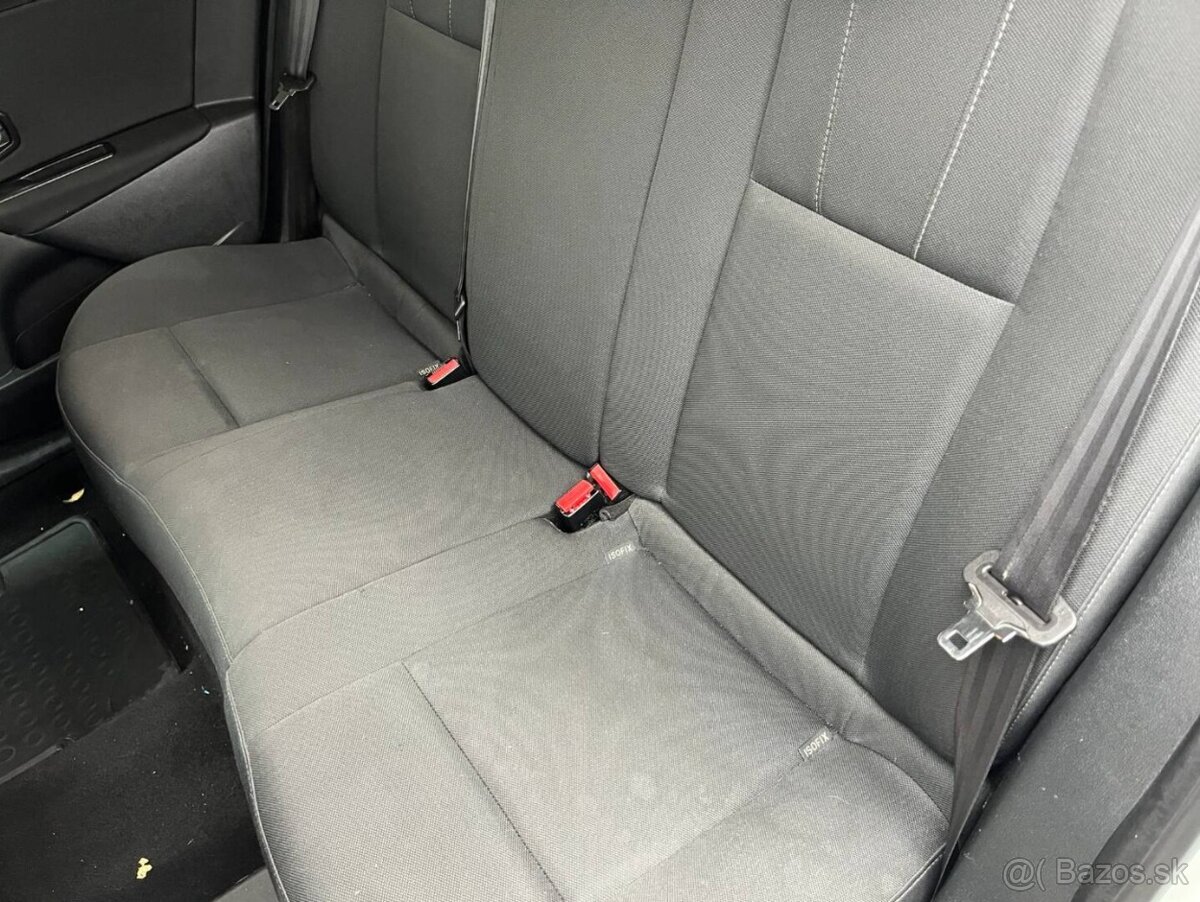 Renault Megane 1.6i - 19