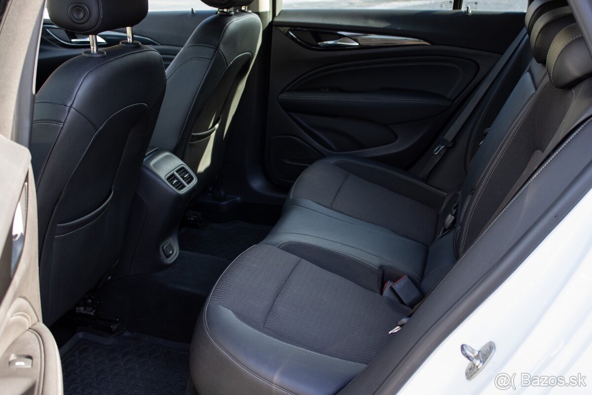 Opel Insignia ST 2.0 CDTI S&S Innovation AT8 - 19