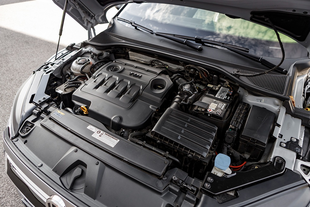 Volkswagen Arteon R-line 2.0TDI 140kW DSG7 4Motion 11/2018 - 19