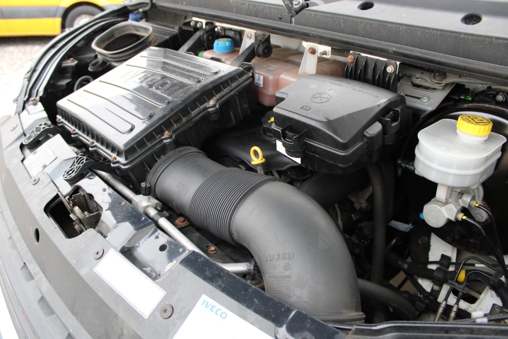 Iveco Daily, 35S160 2,3 Maxi+klima+Servisní vozidlo Iveco - 19