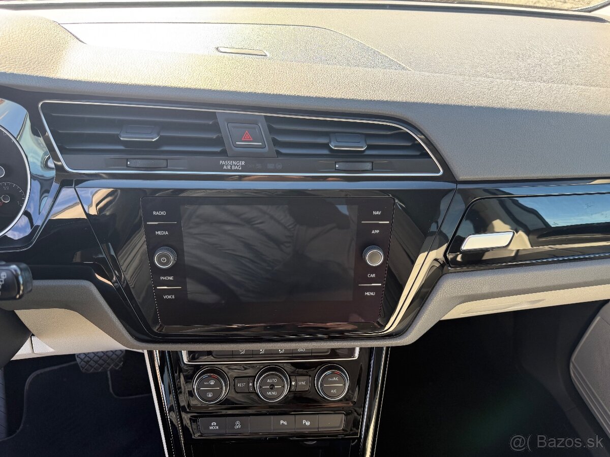 Volkswagen Touran 2.0TDi 110KW DSG 2019 - 19