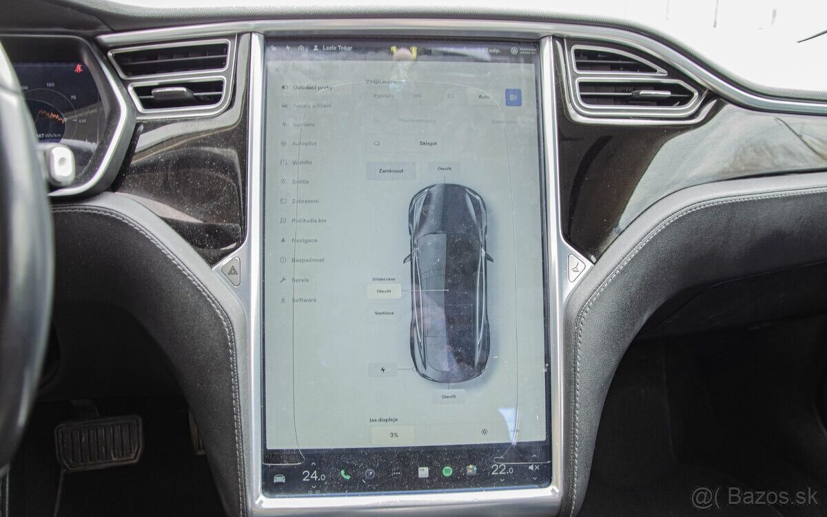 Tesla Model S 85 Free Supercharger - 19
