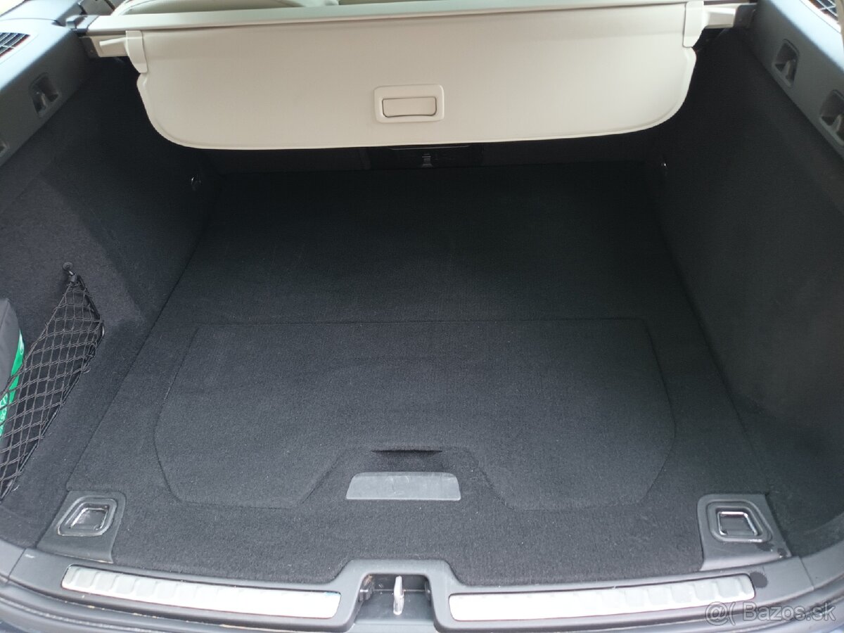 VOLVO V60 B4 INSCRIPTION B4 2,0D/145KW A8 2022 - 19