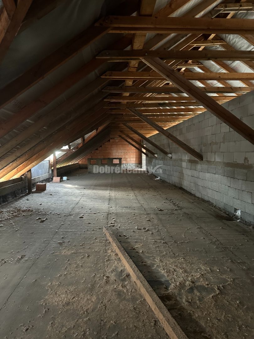 Dobré reality - Polyfunkčný objekt na predaj - 19