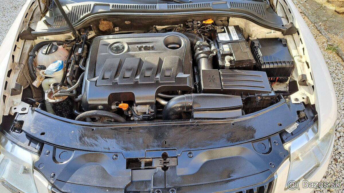 Škoda Superb Combi ELEGANCE 2.0TDi CR DSG PANORAMA - 19