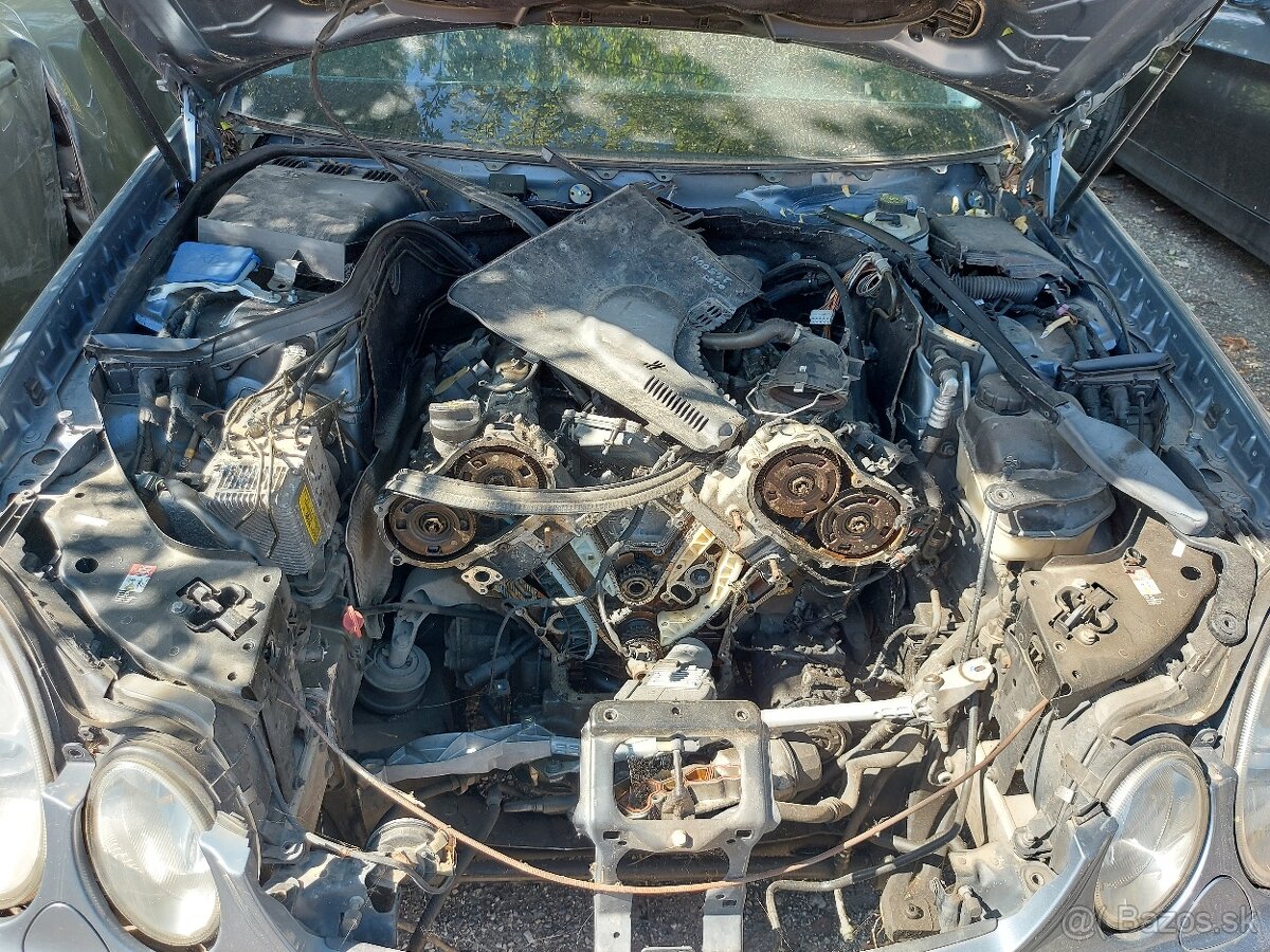 Mercedes E W211 350i 3,5i 200kw kód motora: 272.972 - 19