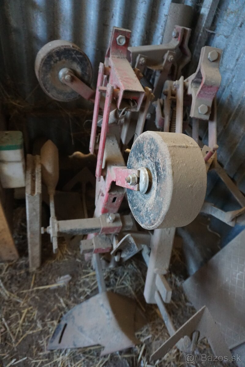 Traktor AGROZET UNI MT8-065 + vlečka, rotavátor, pluh - 19