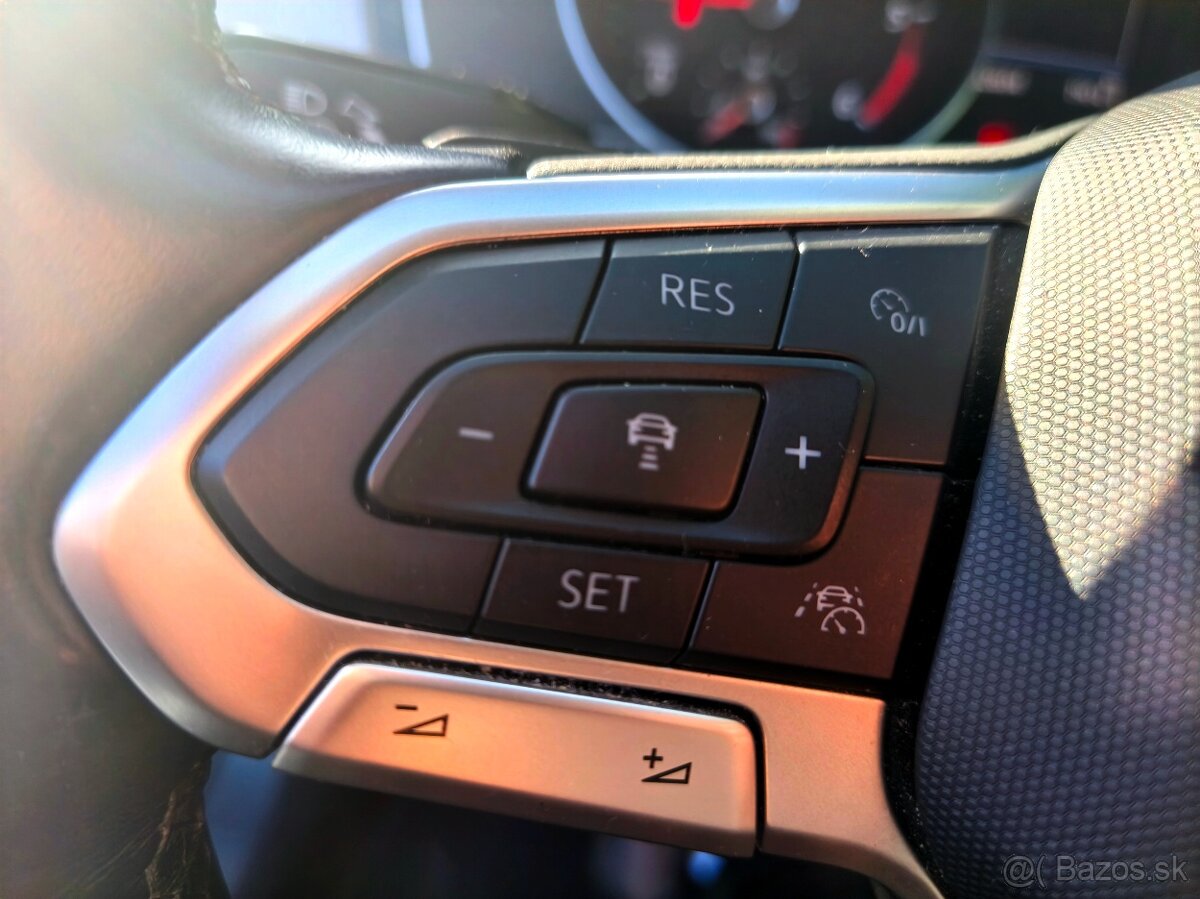 Volkswagen Passat Variant Comfortline 2.0TDI 110KW DSG 2023 - 19