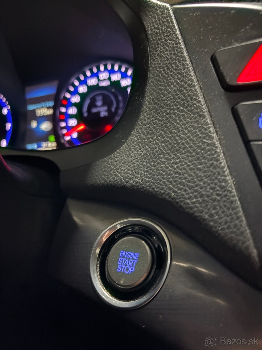 Hyundai i40 CW 1.6 GDi Premium SR - 19