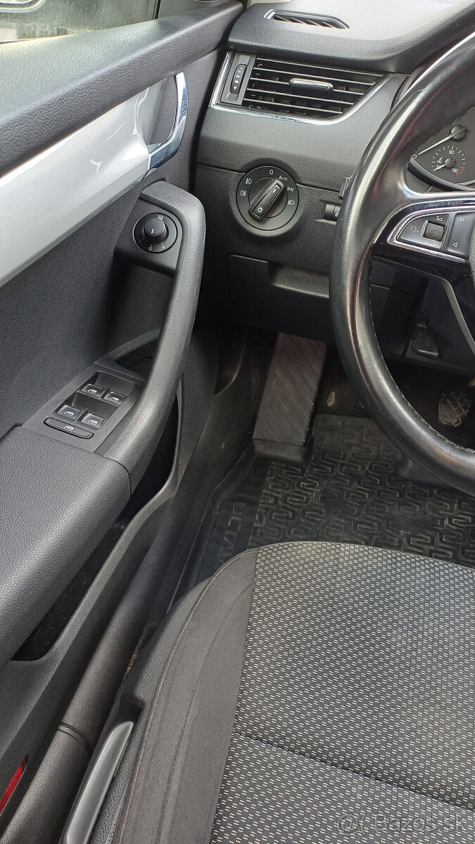 Škodu Octavia Combi 1.6 TDI (2017) - 19