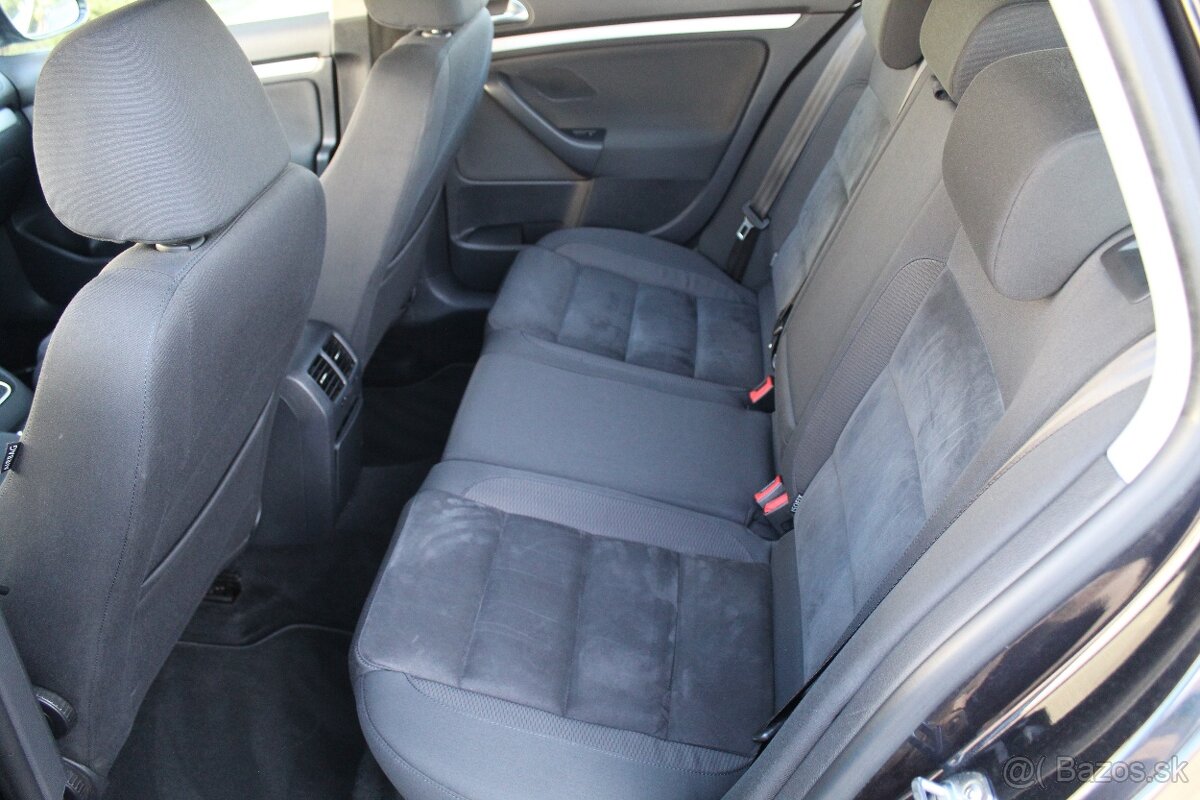 Volkswagen Golf 6 1.6 TDI Highline - 19