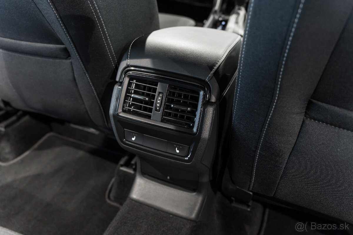 Škoda Karoq 1.5 TSI ACT EVO Sportline DSG - 19