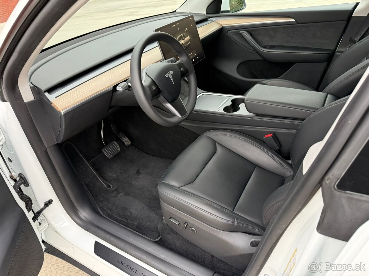 Tesla Model Y 2024 EU version, Long range, dual motor - 19