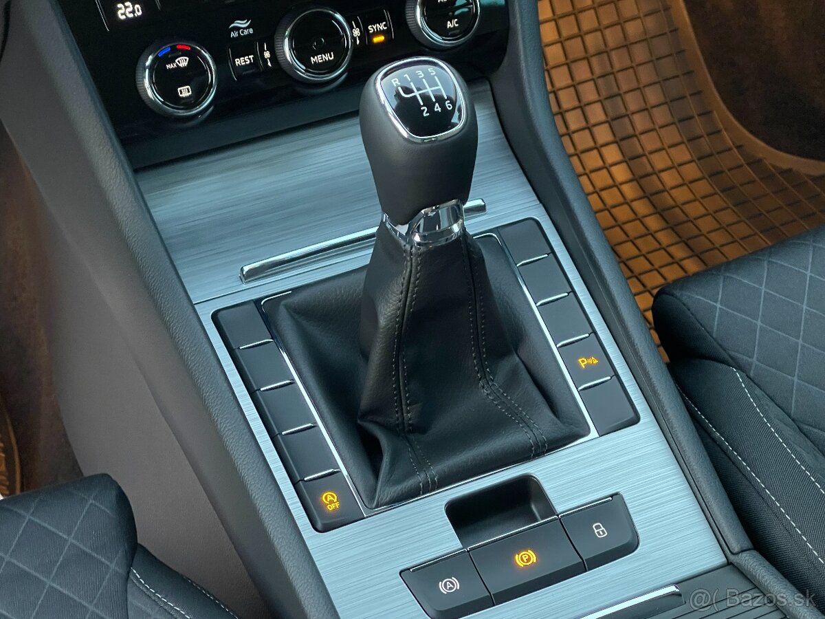 Škoda Superb Combi 3 Facelift 2.0 TDI 110kW°87.500KM°DPH - 19