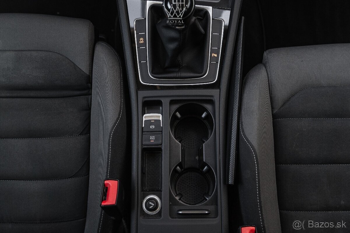 Volkswagen Golf Variant 2.0 TDI Highline ACC DPH - 19