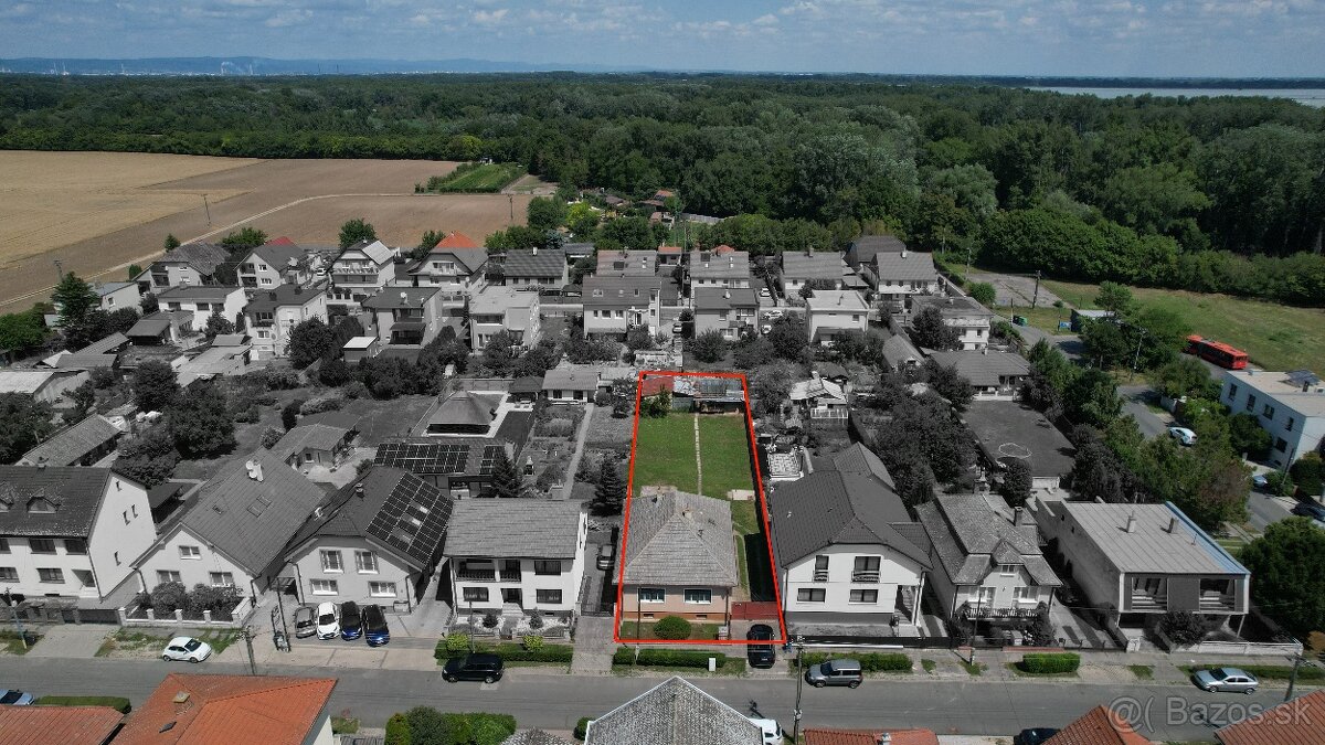 PRIESTRANNÝ 4-IZB. RODINNÝ DOM V PÔVODNOM STAVE S POZEMKOM - 19