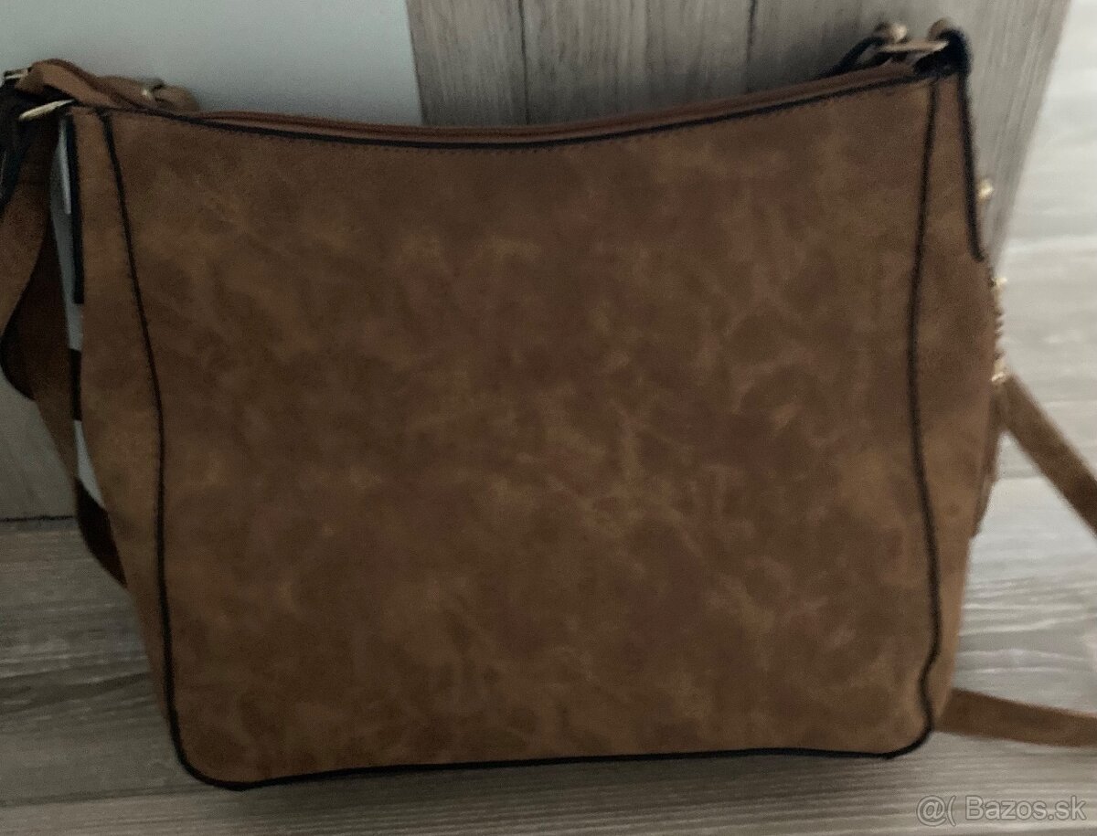 Dámska kabelka/úplne Nová - 19