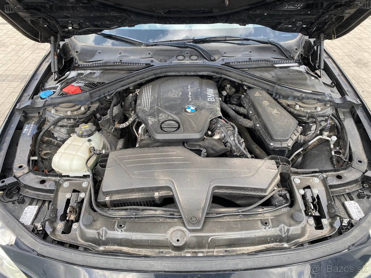 BMW rad 3 Touring 318d 2019 - 19