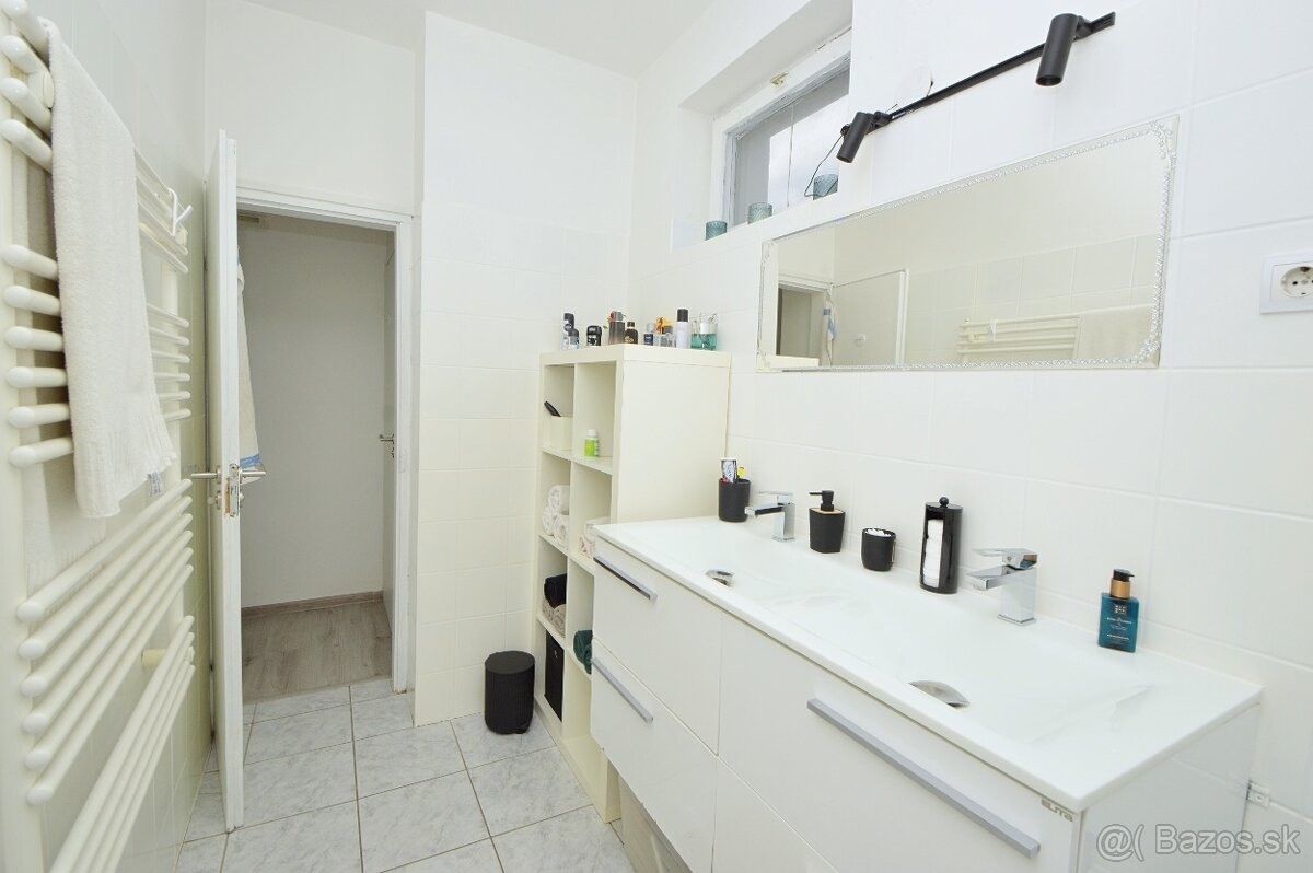 Predaj 5i rodinný dom s 1483 m2 pozemkom,pivnica, Dunakiliti - 19