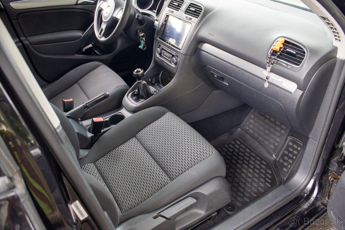 Volkswagen GOLF 1,6 TDI 77KW 6MT - 19